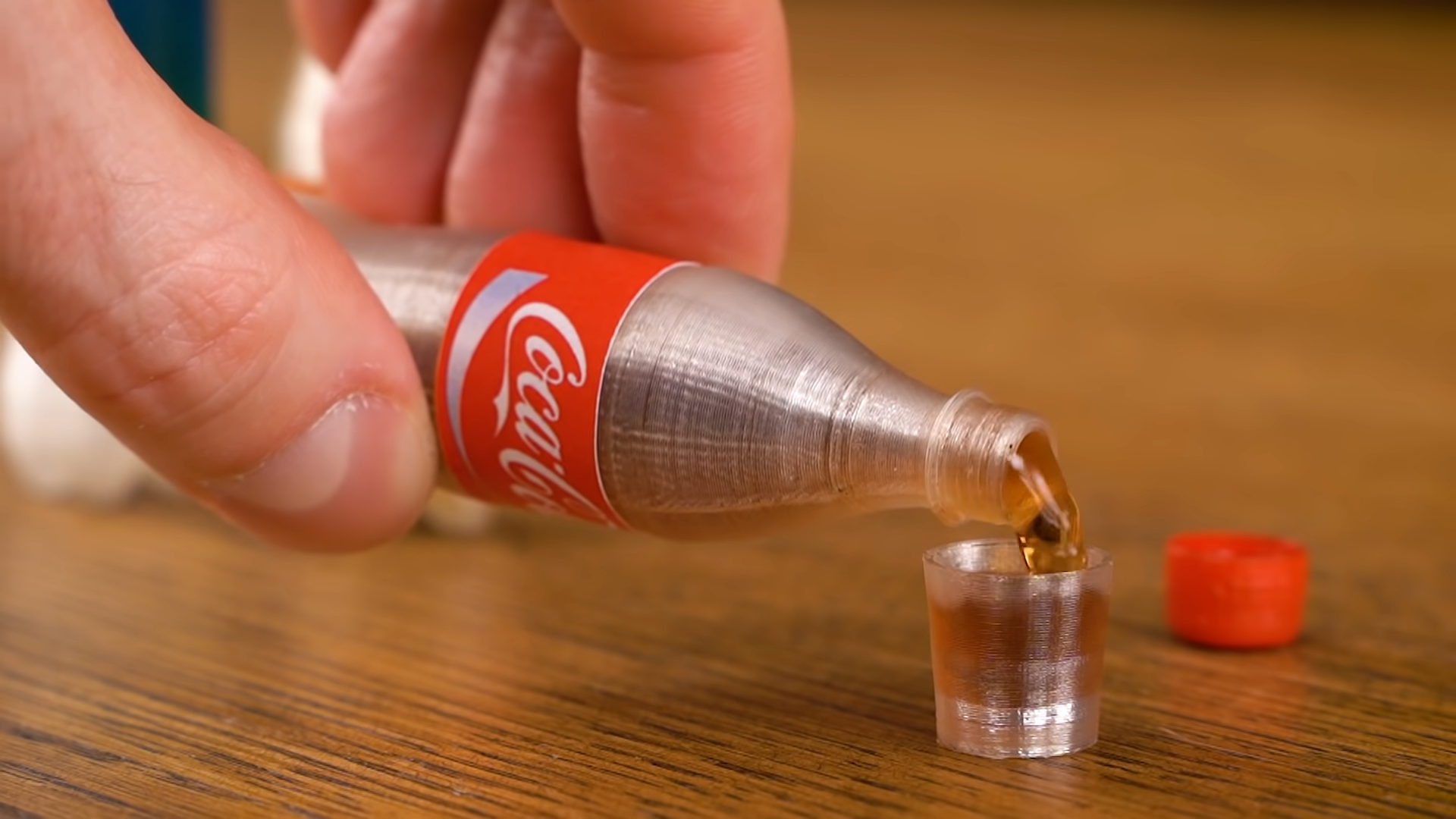 recycling-soda-bottles-into-filament-to-print-smaller-soda-bottles