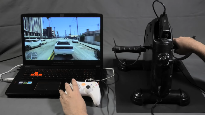 Control the 'GTA V' cellphone with an iPhone, Arduino and a hack
