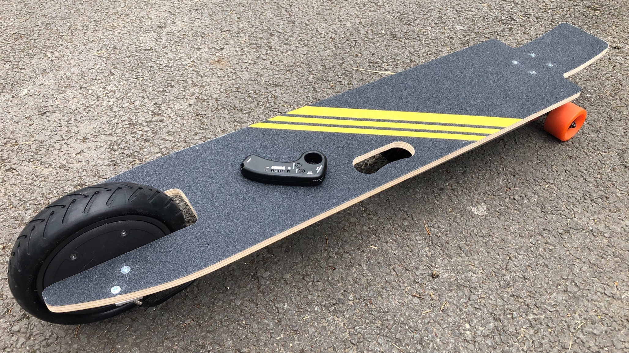 long skateboards with big wheels