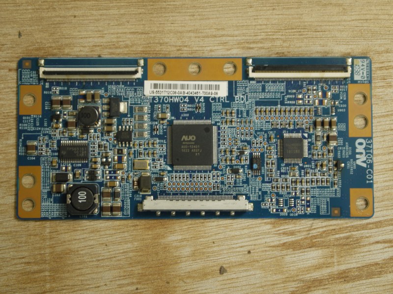 The AUO-manufactured controller board of an LG-branded TV. (Credit: Andrew Menadue)