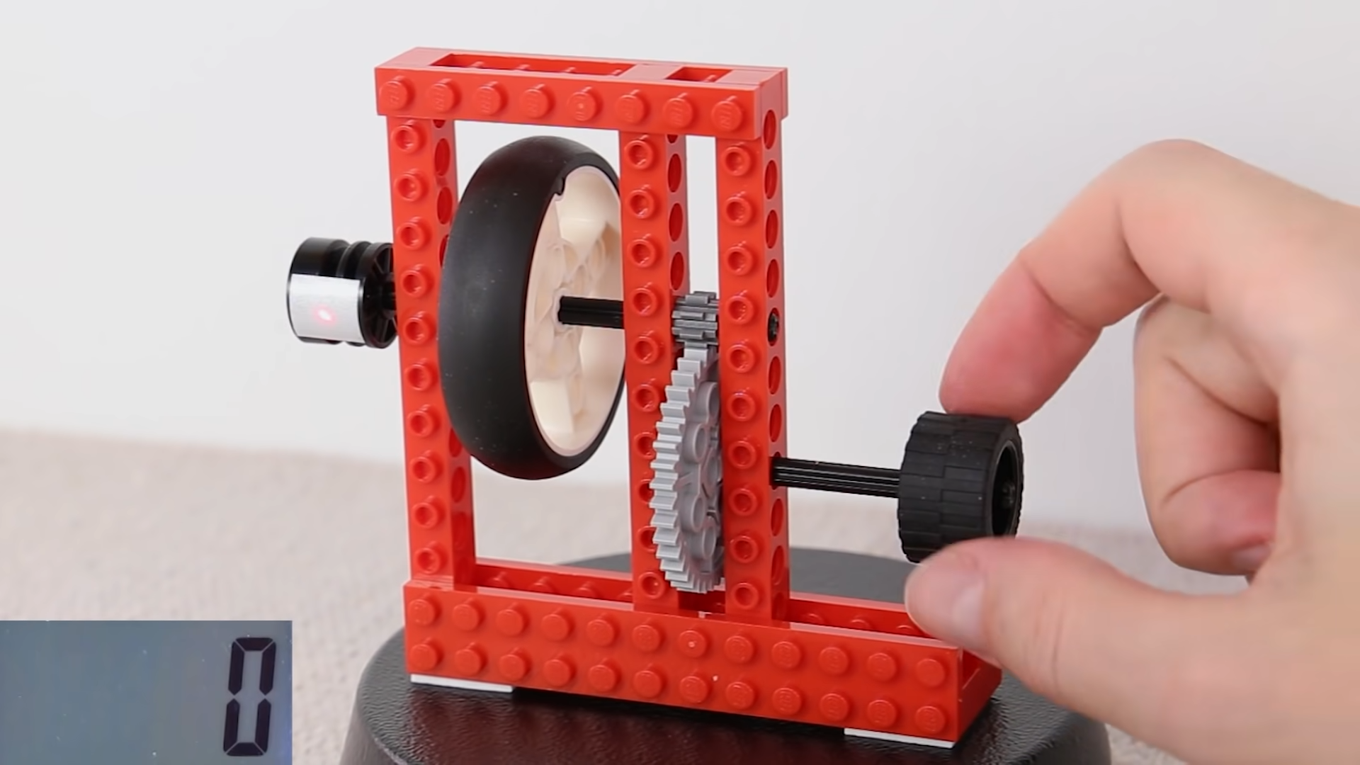 Can You Spin LEGO Wheel Hand? | Hackaday