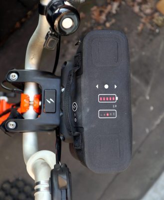 The Swytch battery on the Bromptoon handlebar.