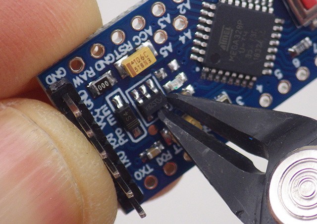 Careful Cuts Lets Logger Last A Year On A Coin Cell | Hackaday