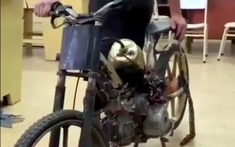 This Motorcycle Utilizes H2o! | Hackaday