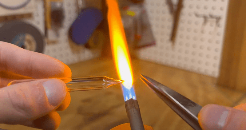 Watch Scientific Glass Blower Makes Beer Glasses, Good Form