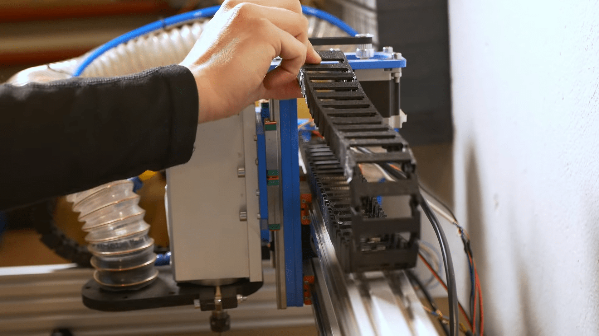 Skip the Shipping, Print Your Own Cable Chains [Hackaday] Up My Tech