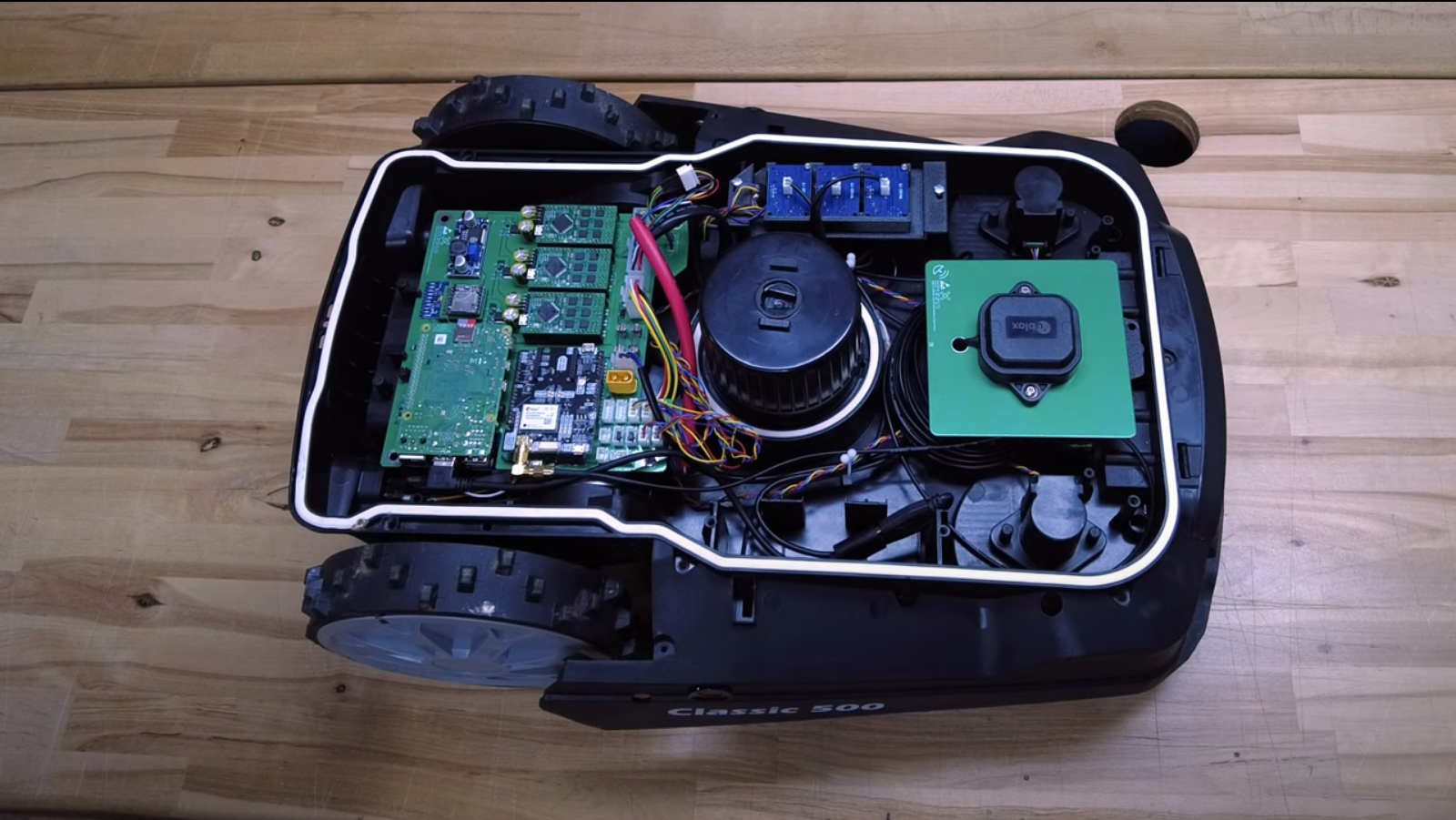 overraskelse svulst Broderskab OpenMower: Open Source Robotic Lawn Mower With RTK GPS | Hackaday