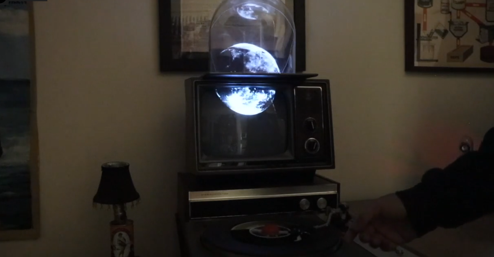 Pepper’s Ghost Hackaday