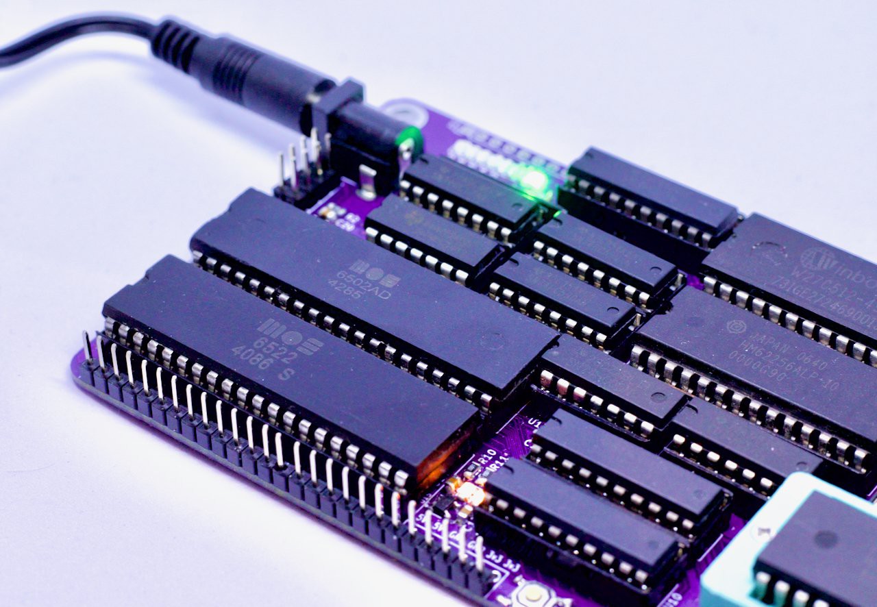 Premio Hackaday 2022: reutilice esos chips DIP para hacer una computadora de placa única al estilo de los años 80