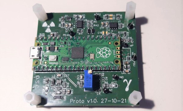 A square PCB with a Raspberry Pi Pico mounted in the middle