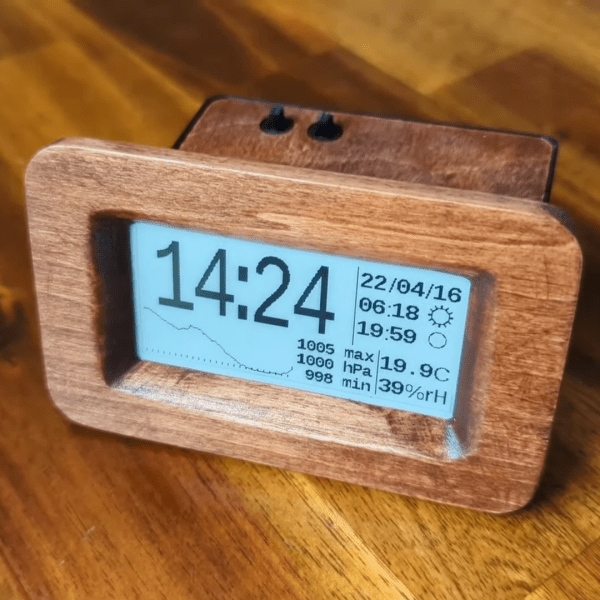E-Paper Clock Displays Things In A Battery-Friendly Manner | Hackaday