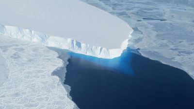 1200px-Thwaites_Glacier_Tongue.jpg?w=400