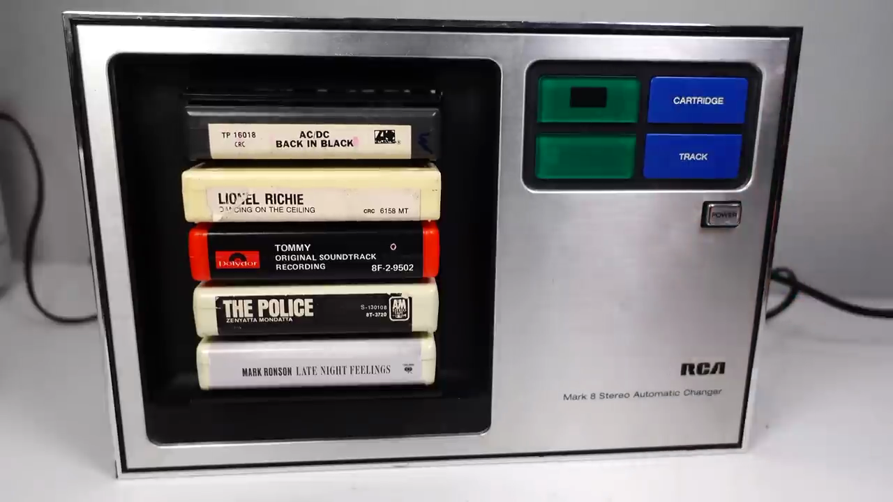 50-Year-Old 8-Track Changer Repair And Hack