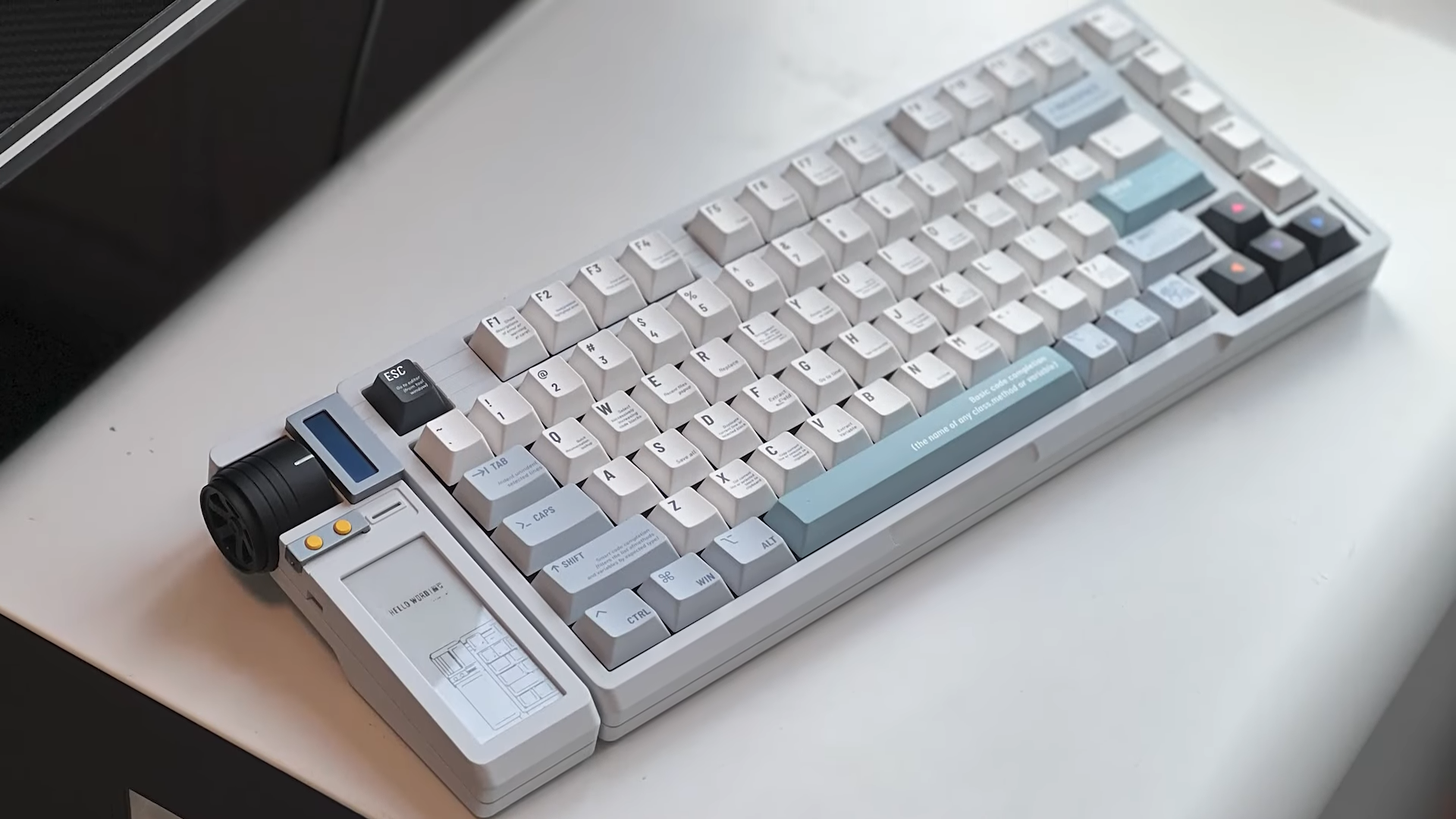 mechanical keyboard with oled screen