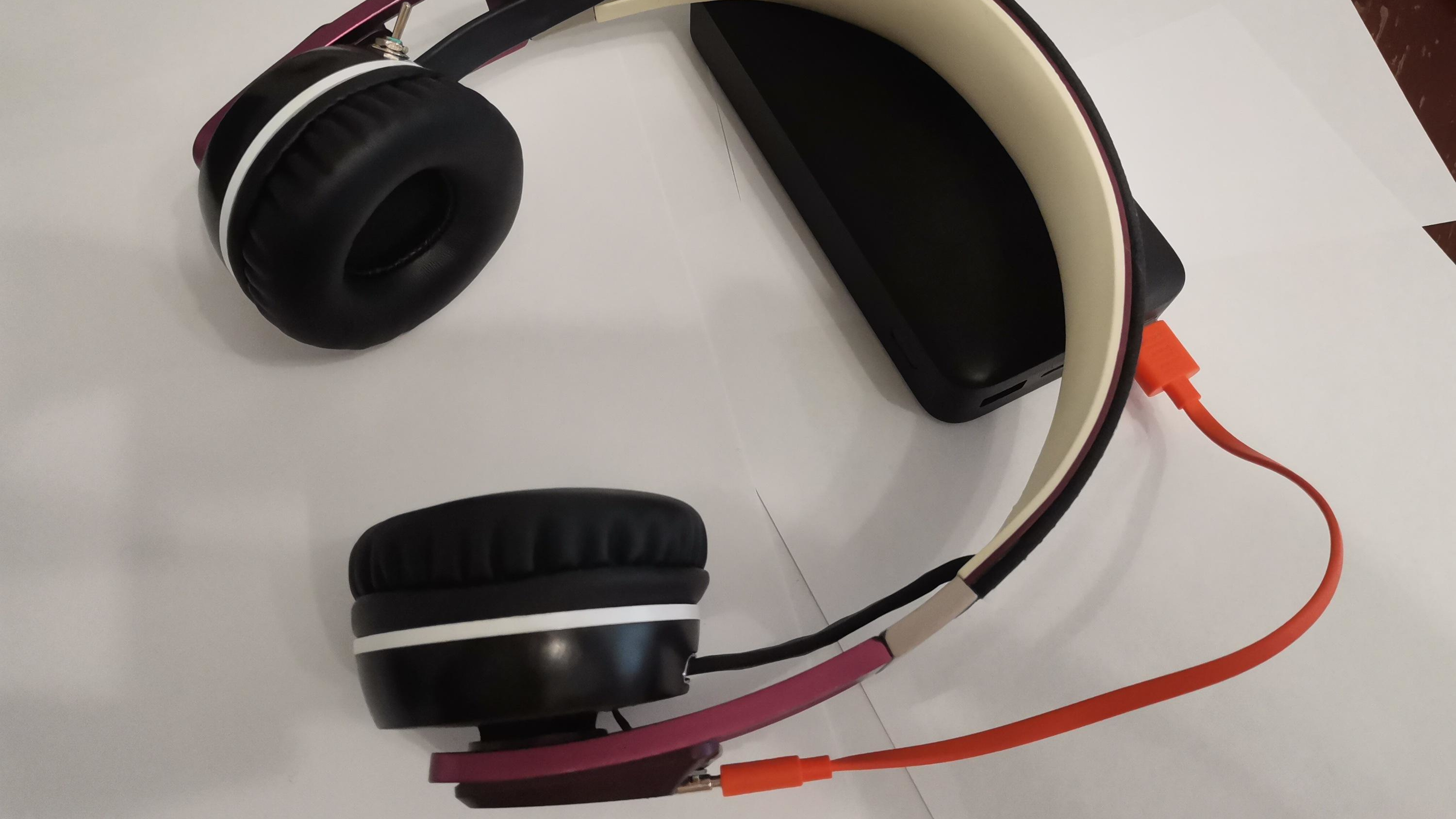 Headphone Cable Trouble Inspires Bluetooth Conversion Hackaday