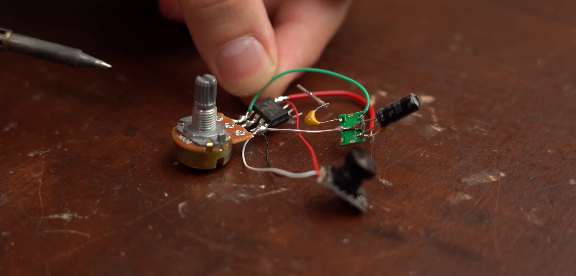 DIY Video Transmitter Turned WiFi Jammer