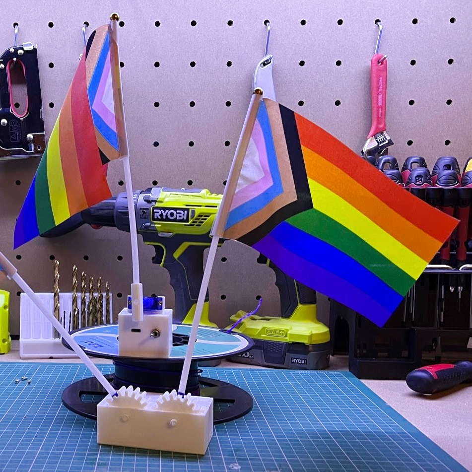 Automaticflagwaverthumb_bright Hackaday