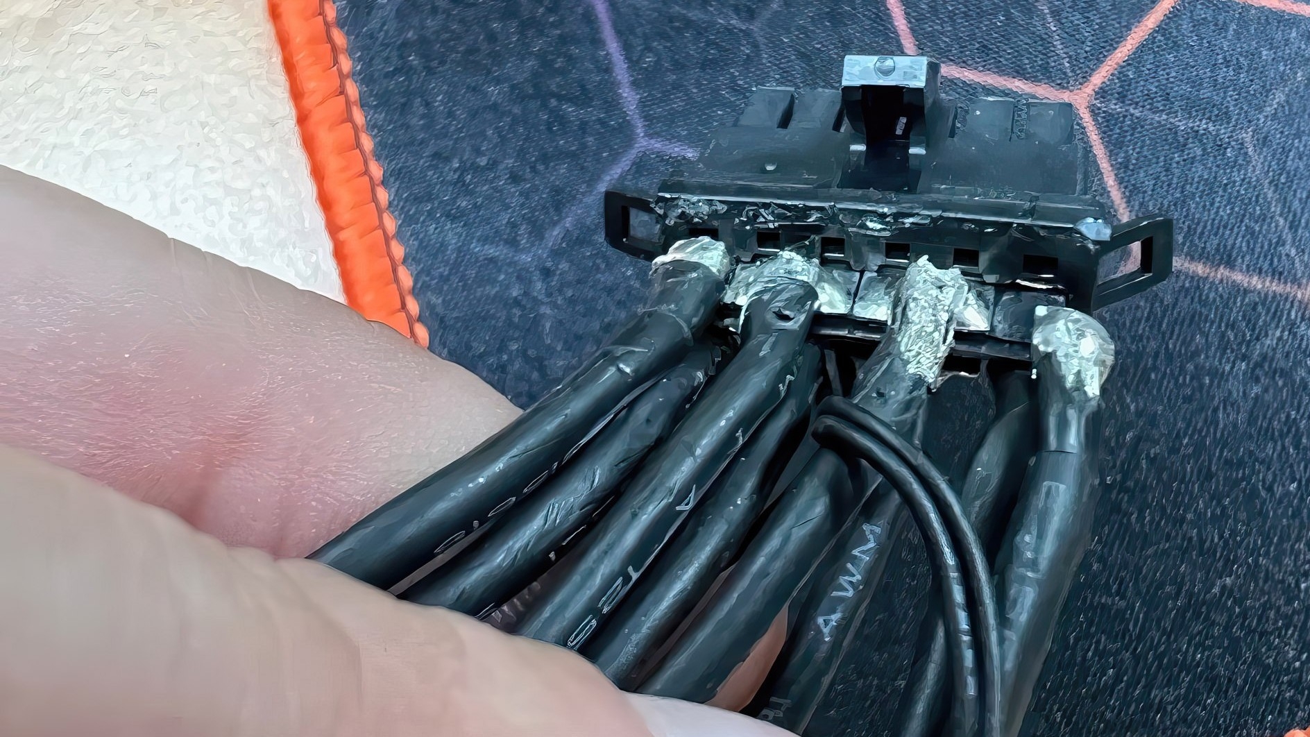 Photo of Nvidia napájacie káble sa topia, tu je dôvod