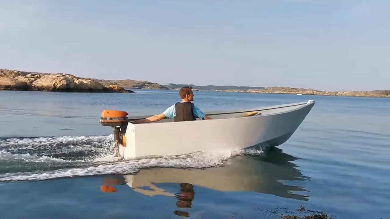 This Electrical Outboard Conversion Makes For A Quiet Day On The Water