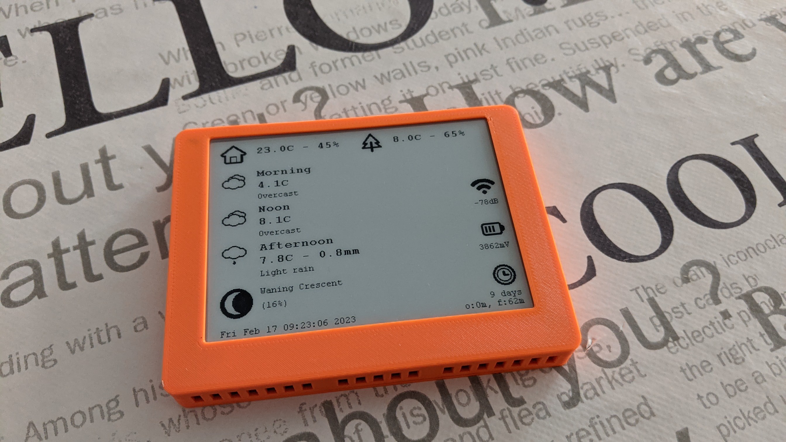 Low Power Challenge: Weather Station Runs For Months Thanks To E-Ink Display