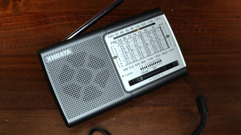 Review: XHDATA D-219 Short Wave Radio Receiver | Hackaday