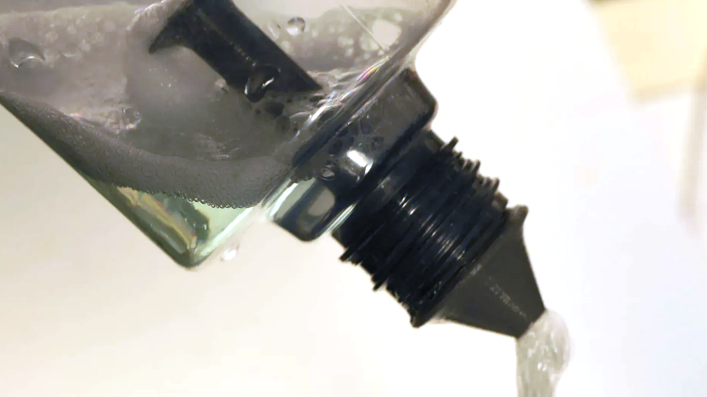 3D-Printable Foaming Nozzle Shows How They Work