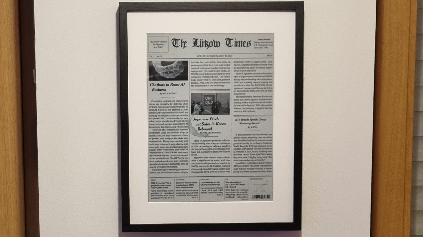 Giant E Ink Display Shows Newspaper Headlines on Your Wall 
