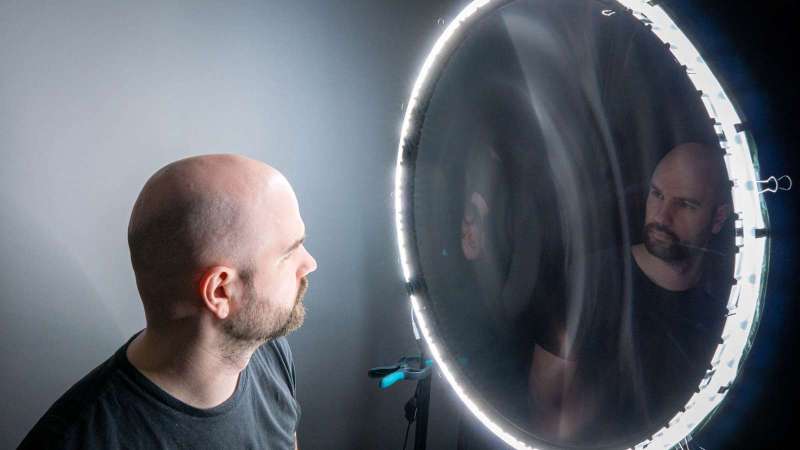 Make Yourself a Megamind With a Hypercentric Camera