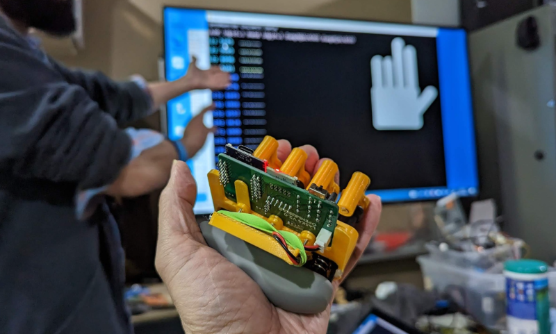Hackaday Prize 2023: LASK4 Watches Those Finger Wiggles