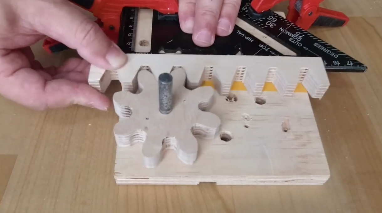 It’s Easy To Make Gears Out Of Wood | Hackaday