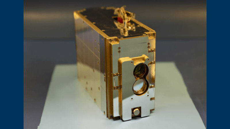 New mid-infrared laser system could detect atmospheric chemicals, MIT News