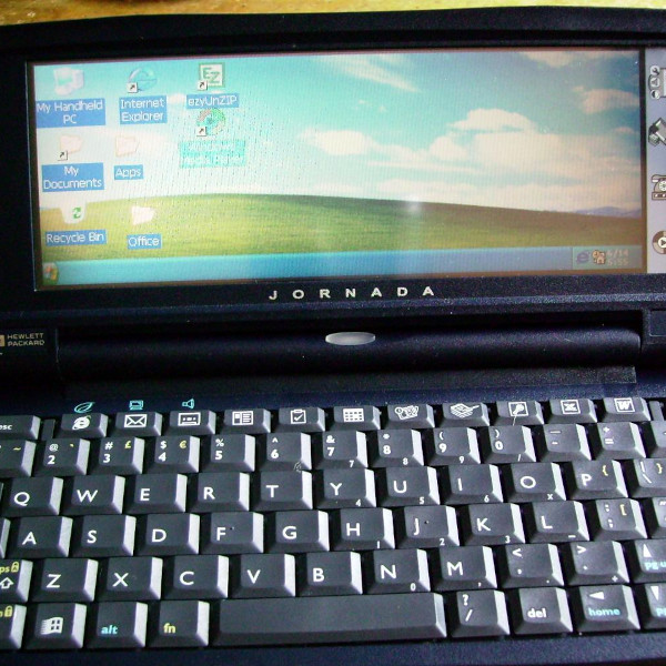 Your IPhone Can't Do What This WinCE Device Can! | Hackaday