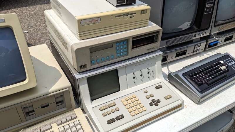 Commodore 64 - CHM Revolution