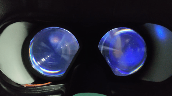 Mejore la inmersión en la realidad virtual conectando un Ambilight a un visor