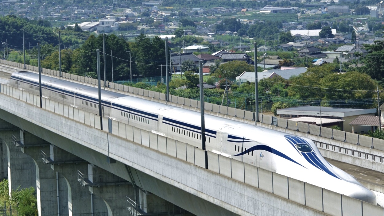 The world's fastest train, Circling a 574.8 KM / H TGV 