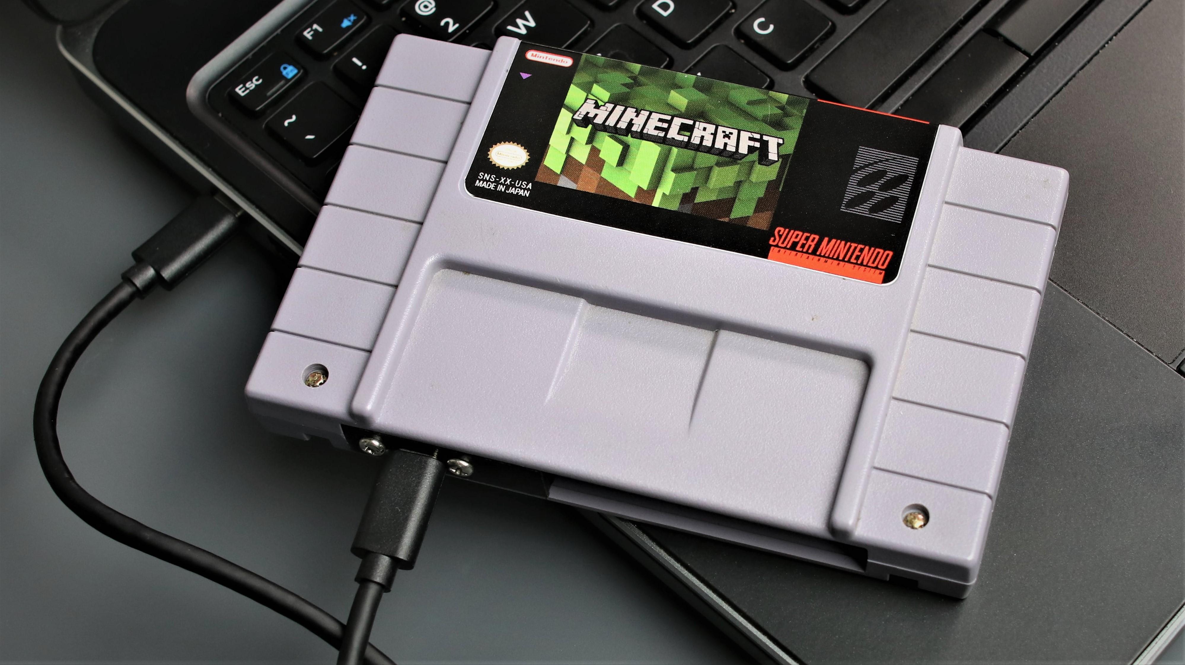 Super NES Cartridge Pulls A Sneaky, Plays Minecraft
