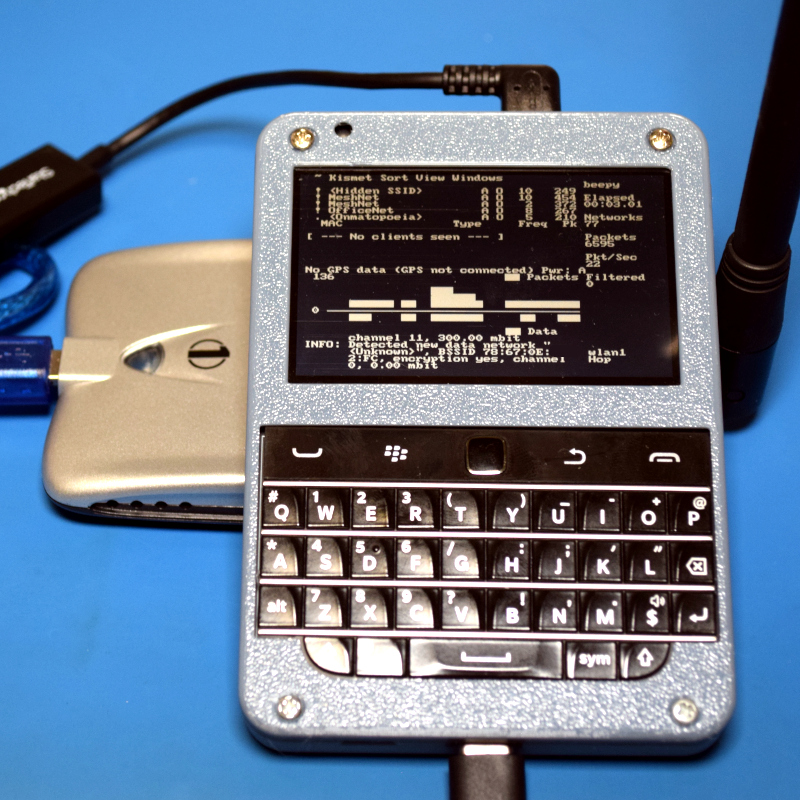 Review: Beepy, A Palm-sized Linux Hacking Playground | Hackaday