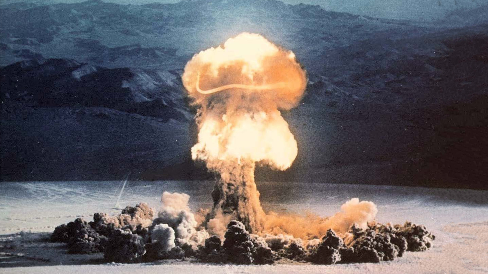 Why Nuclear Bombs Can't Set The World On Fire | Hackaday