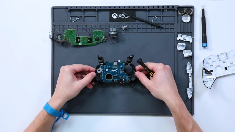 Xbox One X Disassembly and Repairabilty! 