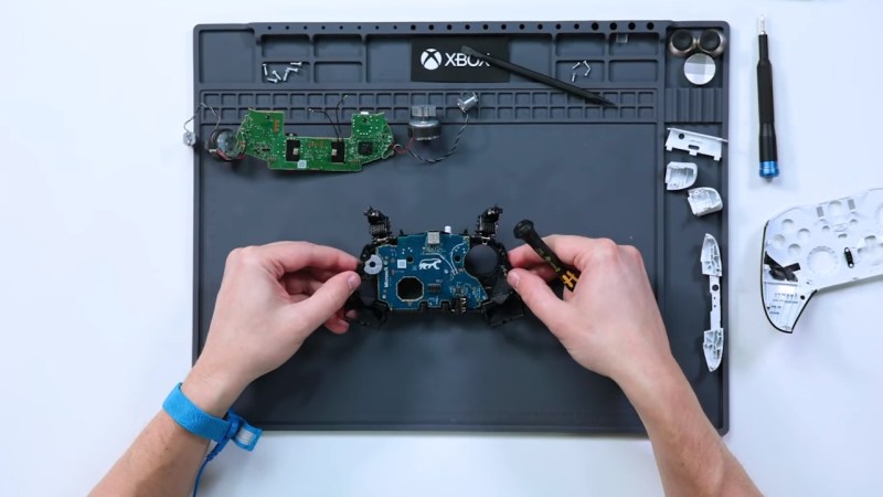 Microsoft now sells official Xbox controller repair parts