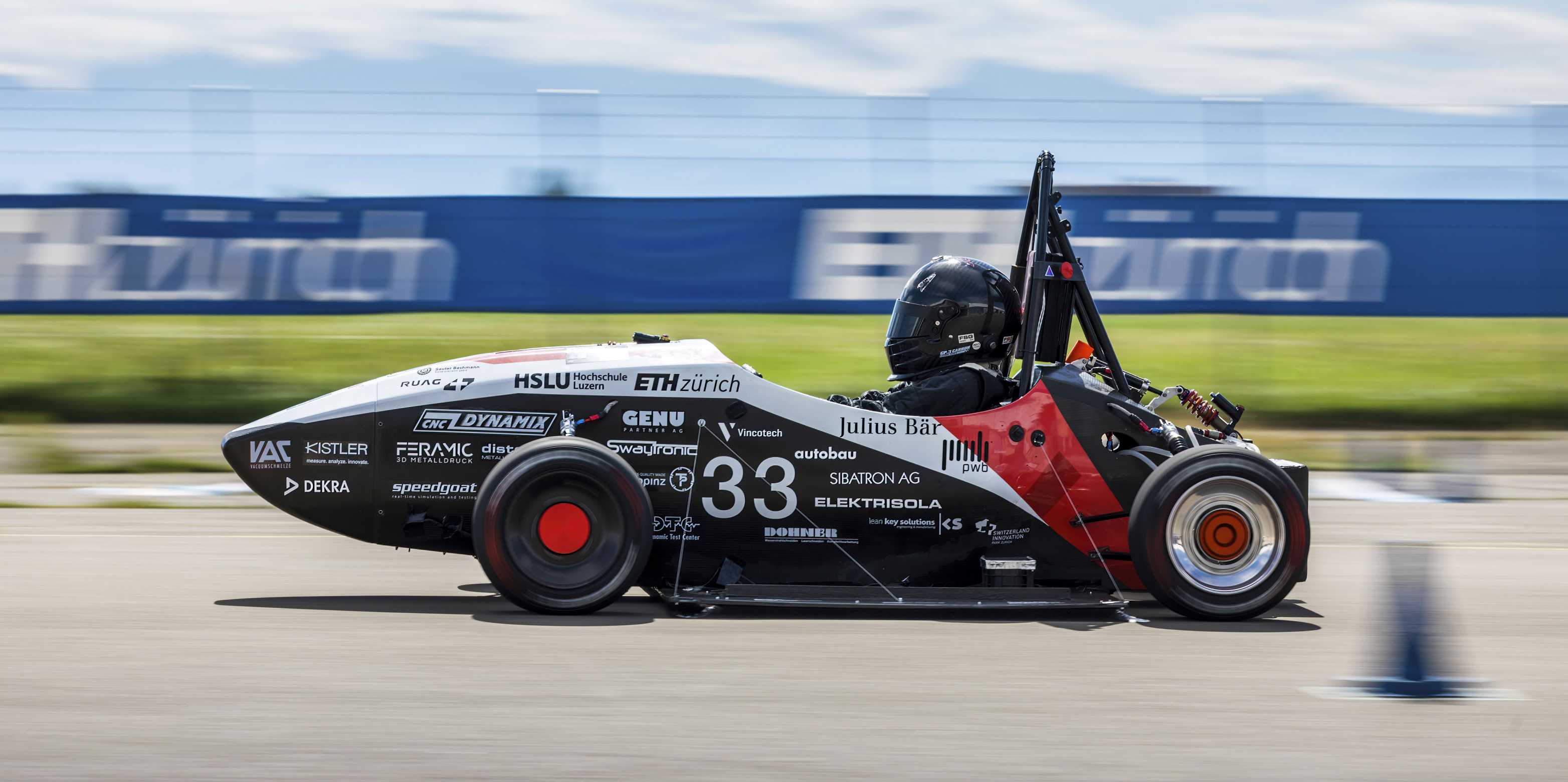 Record Set by Students for Quickest Electric Car Acceleration