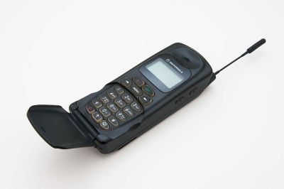 A 1990s Motorola phone