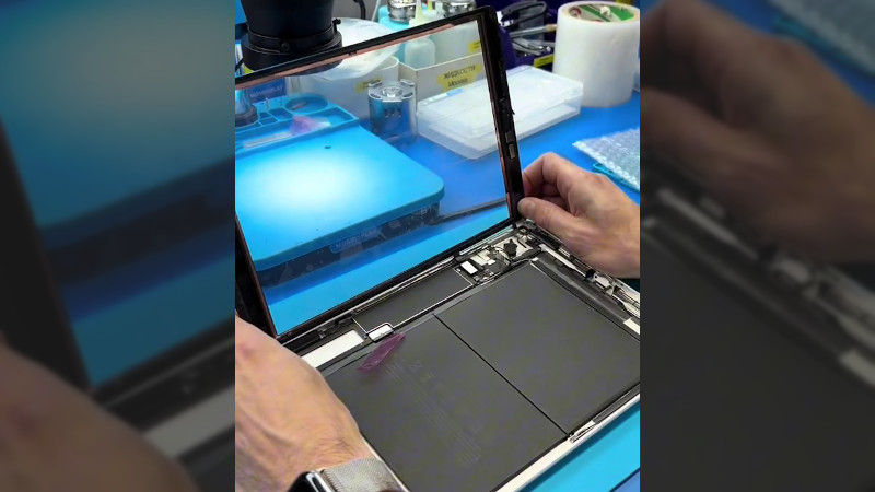 Removing The Air Gap From An IPad Display