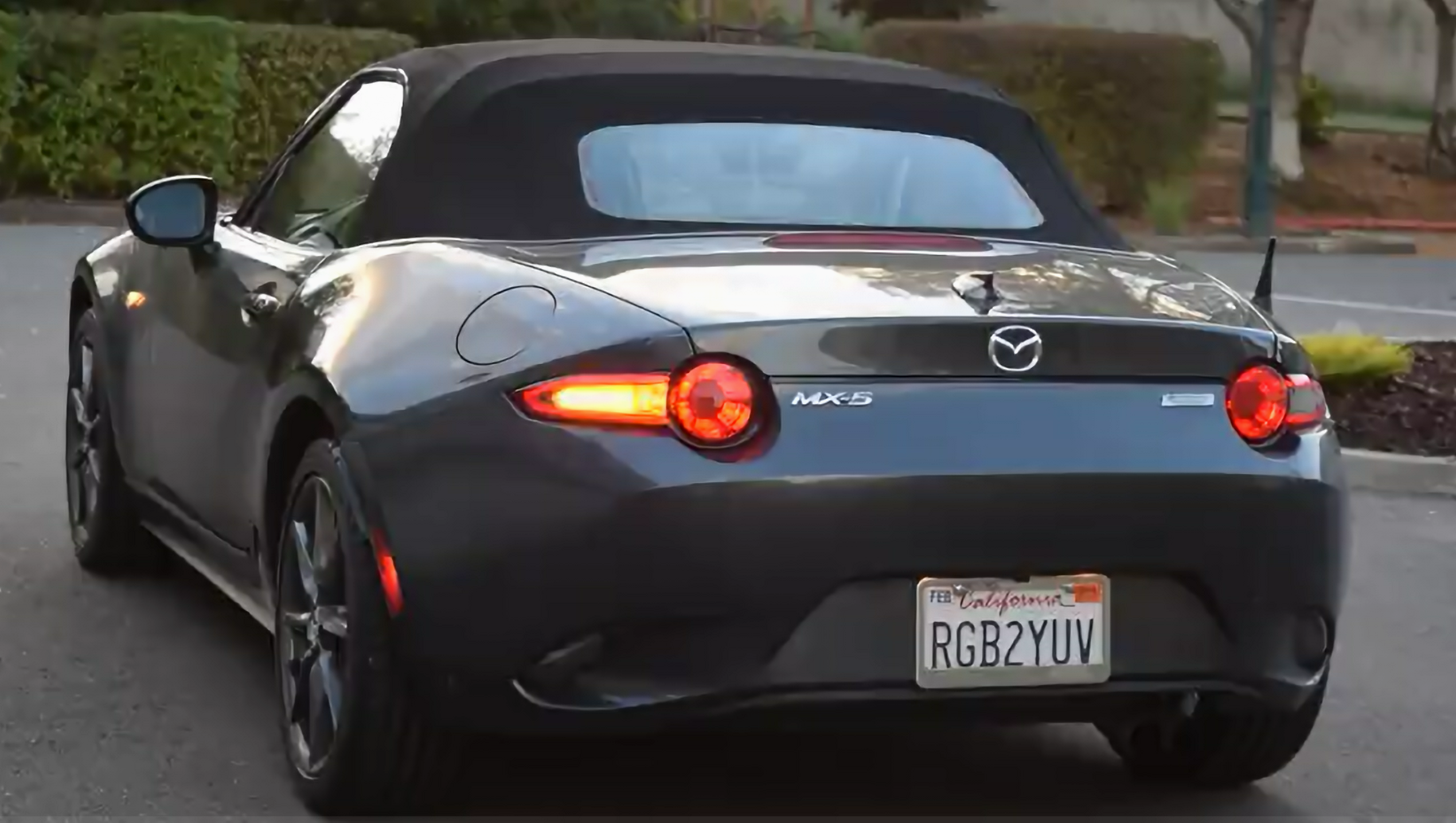 Building An Animated Turn Signal For The Mazda MX-5