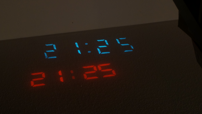 Don’t Look Up, Or You’ll See The Time From This VFD Projection Clock