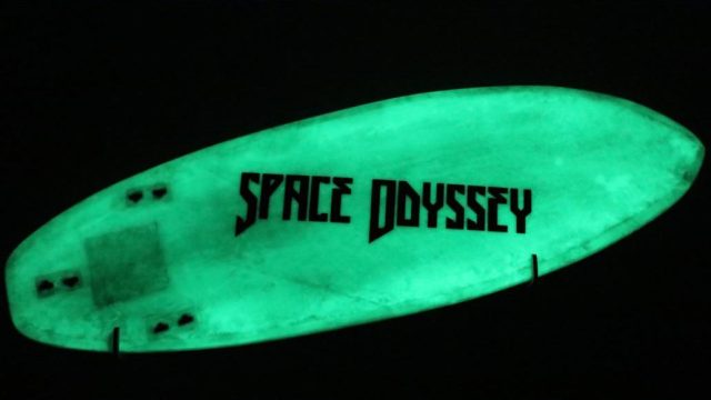 Electroluminescent Surfboard Looks Sharp For Night Surfing