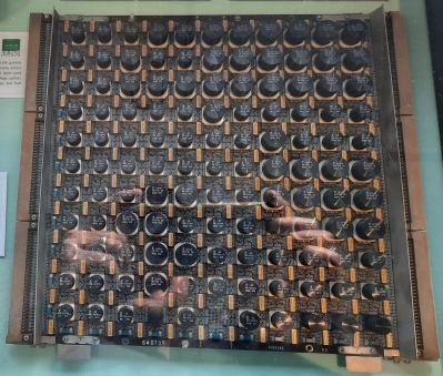 A fujitsu series 39 CPU board covered in heatsinks