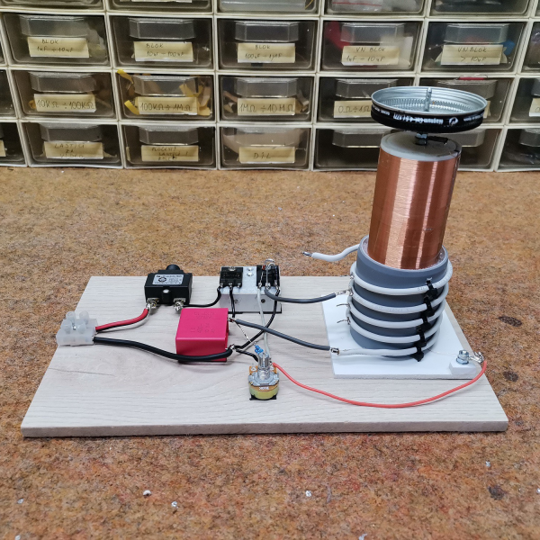 A Single Transistor Solid State Tesla Coil | Hackaday