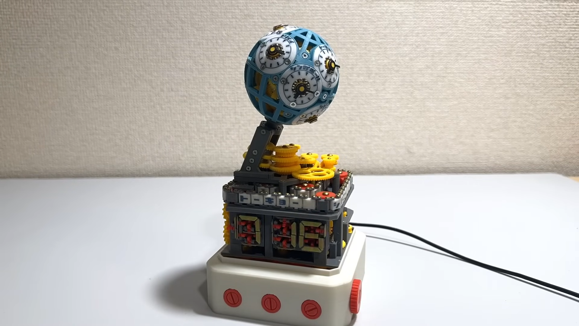 Globe-Shaped World Clock Is A 3D-Printed Mechanical Marvel