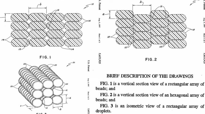 Excerpt from 1995 Stratasys patent, showing the drawings of FDM layers, including brick layers.